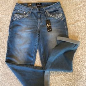 Earl Jeans Embellished Front and Back Pockets size 10 with cuffs